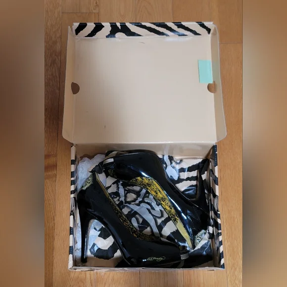 Ed Hardy "Stacey" Black High Heel Peep Toe Shoes - Picture 9 of 12